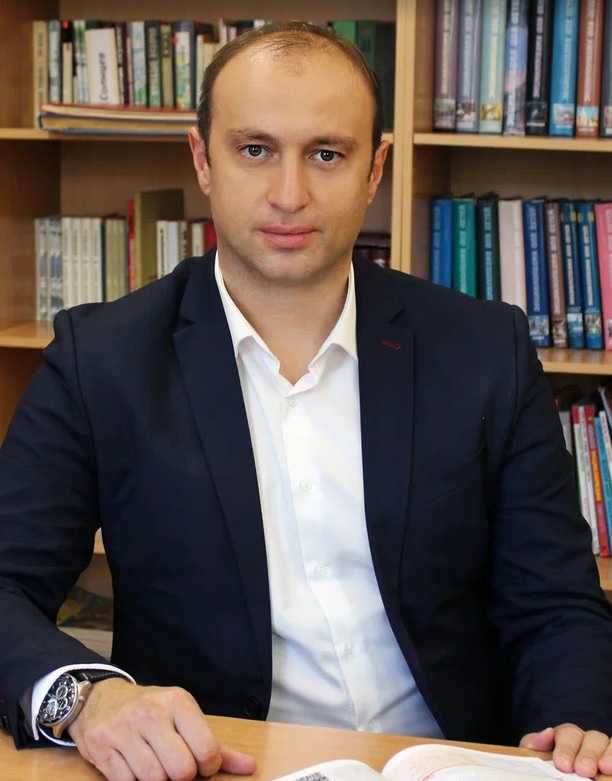 Сеитов Георгий Владимирович.